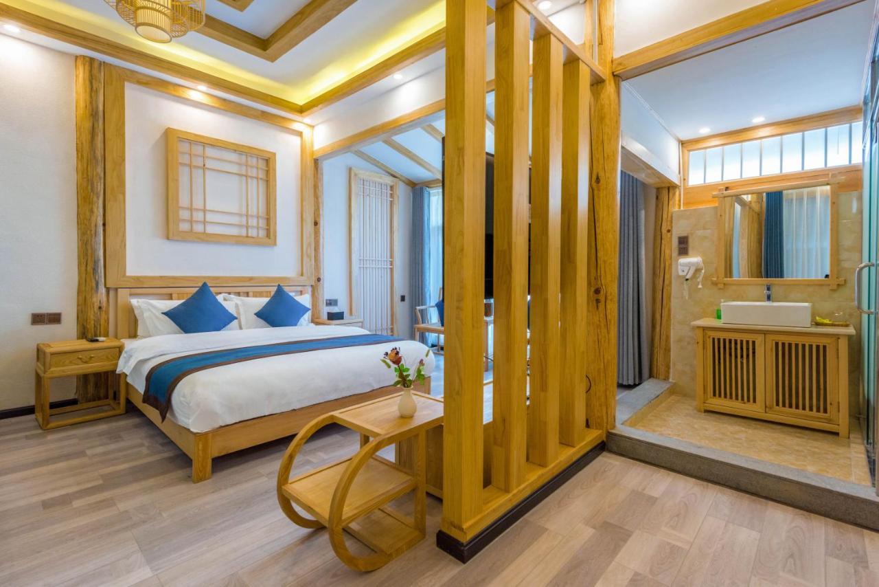 Peer & Forever Guest House Lijiang  Exteriör bild